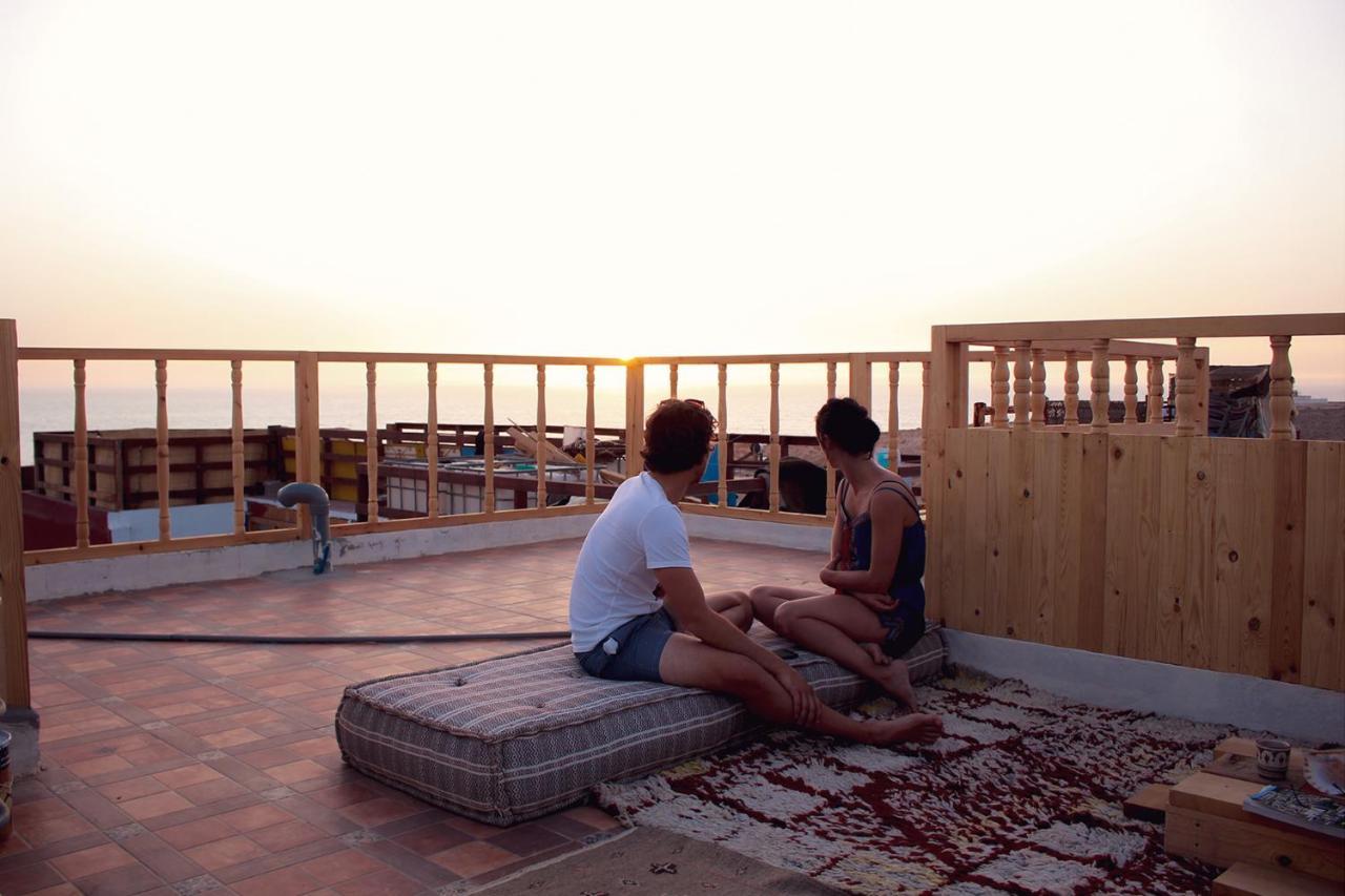 Afer Surf Hostel Эмуан Экстерьер фото