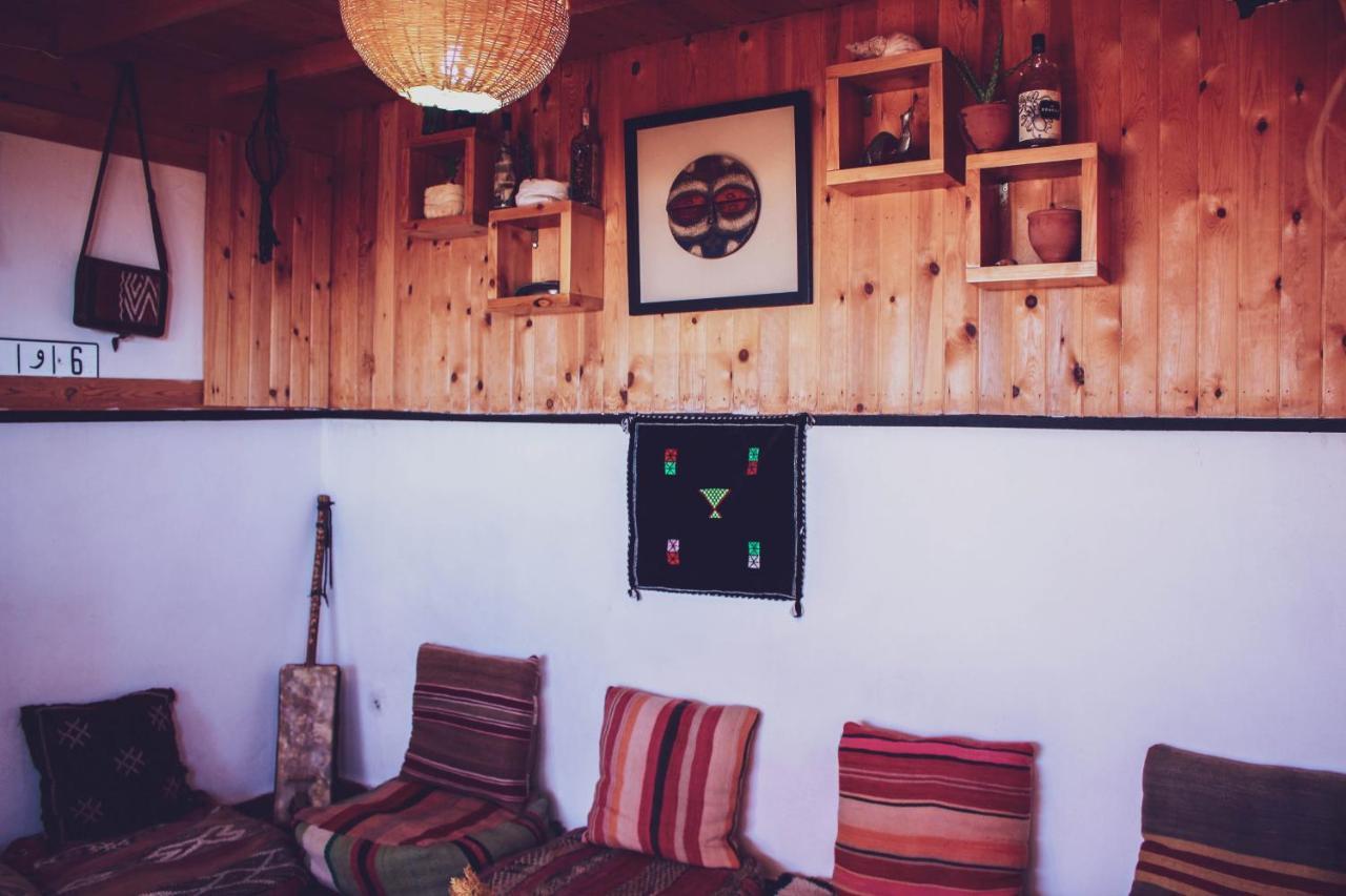 Afer Surf Hostel Эмуан Экстерьер фото