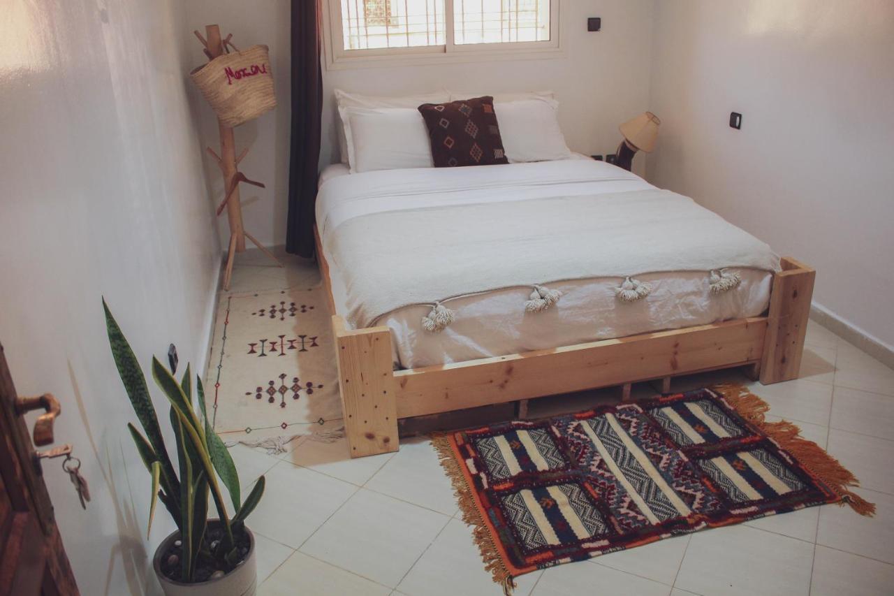 Afer Surf Hostel Эмуан Экстерьер фото